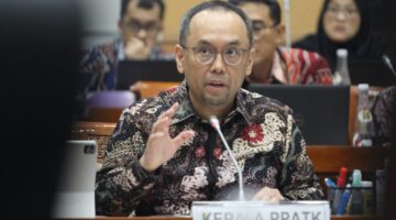 Kepala PPATK, Ivan Yustiavandana