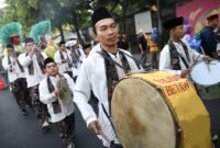 Ilustrasi-Masyarakat antusias menyaksikan Karnaval Budaya DKI Jakarta yang menampilkan ragam kebudayaan nusantara dalam rangka peringatan HUT RI ke-80.
