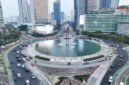 Petugas Disnakertransgi DKI Jakarta mengawasi pelaksanaan Work From Home (WFH) di salah satu perusahaan di Jakarta untuk memastikan keselamatan pekerja dan kelancaran operasional pasca aksi massa. (Dok-Pemprov DKI Jakarta)