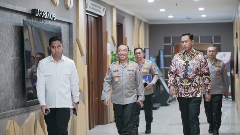 Gerakan Pangan Murah 2025 Polri dan Bulog distribusi beras. (Dok-Istimewa)