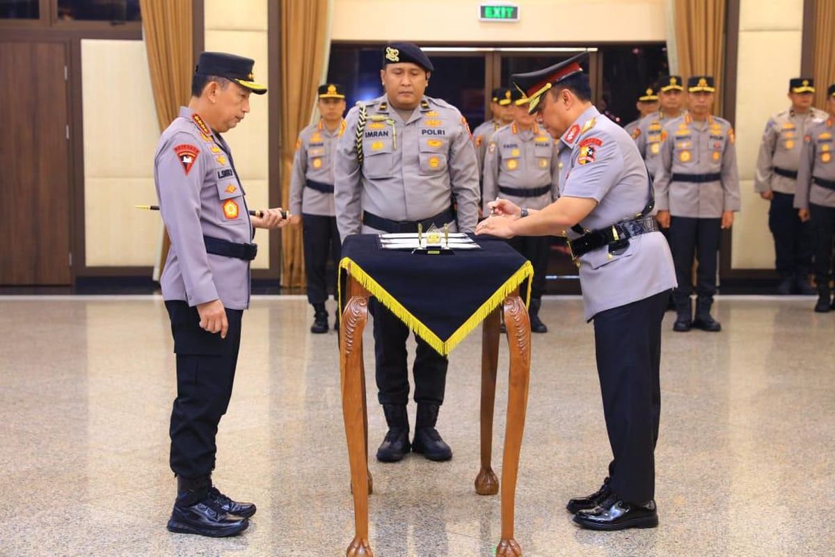 Pelantikan Wakapolri: Komjen Dedi Prasetyo Siap Bersinergi dengan Kapolri