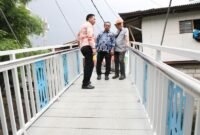 Jembatan Antar Kampung (JAK) Angkat Mulia diresmikan di Jakarta Selatan, Jumat (15/8/2025). Jembatan ini menjadi yang pertama di DKI Jakarta dengan teknologi buka-tutup. (Foto-Humas Pemprov DKI Jakarta)