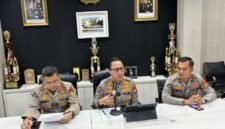Kabid Humas Polda Metro Jaya Kombes Ade Ary Syam Indradi memberikan keterangan pers soal dugaan provokasi dalam aksi demo DPR/MPR. (Dok-PMJ)