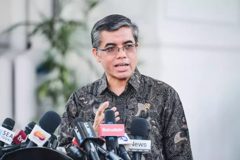 Menteri Ketenagakerjaan, Yassierli, membuka suara soal permintaan serikat pekerja kenaikan upah minimum 2026 di atas 10%. (Dok-Setpres)