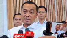 Mensesneg Prasetyo Hadi memberi keterangan pers di Kompleks Istana Kepresidenan, Jakarta, terkait aksi unjuk rasa dan pembentukan Satgas PHK serta Dewan Kesejahteraan Buruh, Kamis (28/8/2025). (Dok-Sekneg)