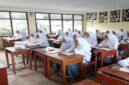 Sejumlah siswa mengikuti pembelajaran dari rumah setelah Disdik DKI mengeluarkan kebijakan terkait unjuk rasa di Jakarta, Senin (1/9/2025). (Dok-Istimewa)