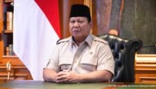 Presiden Prabowo Subianto bersama Panglima TNI Jenderal Agus Subiyanto dan Kapolri Jenderal Listyo Sigit Prabowo saat membahas perkembangan keamanan nasional di Istana Bogor, Sabtu (30/8/2025). (Dok-Sekpres)