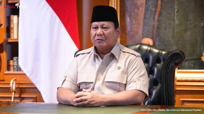 Presiden Prabowo Subianto bersama Panglima TNI Jenderal Agus Subiyanto dan Kapolri Jenderal Listyo Sigit Prabowo saat membahas perkembangan keamanan nasional di Istana Bogor, Sabtu (30/8/2025). (Dok-Sekpres)