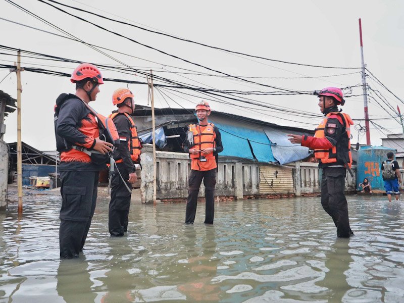 BPBD DKI Jakarta imbau warga pesisir utara waspadai banjir rob yang diprediksi terjadi 17–22 Agustus 2025. (Dok-Humas DKI Jakarta)