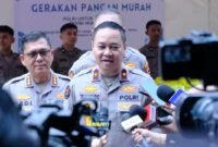 Brigjen Pol Trunoyudo Wisnu Andiko meninjau Gerakan Pangan Murah 2025 di Lapangan Apel Divhumas Polri, Jakarta, Senin (25/8/2025). (Dok-Polri)