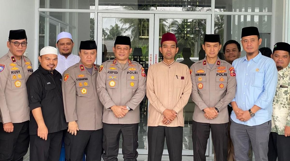 Irjen Asep Edi Suheri, perwira tinggi Polri berprestasi dekat dengan ulama