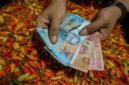 Kepala BPS DKI Jakarta Nurul Hasanudin menyampaikan rilis resmi soal deflasi 0,05 persen di Jakarta pada Agustus 2025, Senin (1/9/2025). (Dok-Ilustrasi)